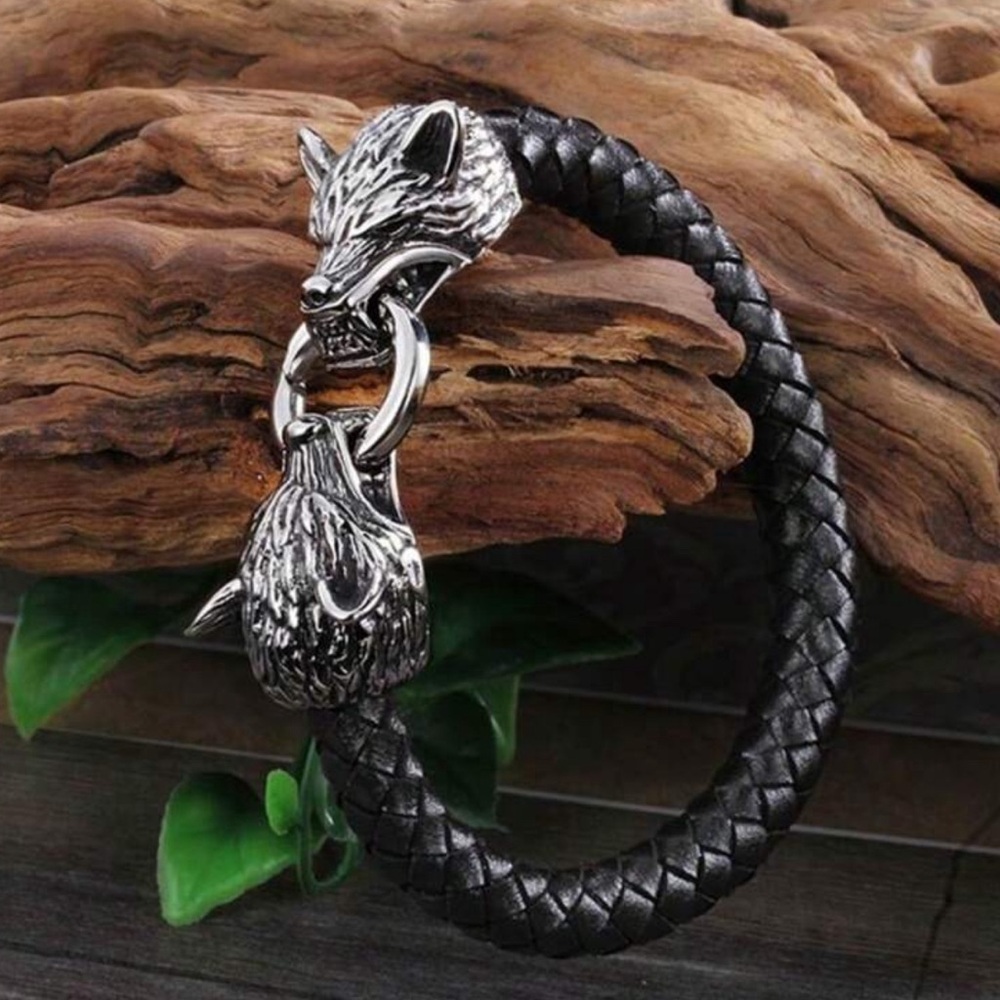 Black Braided Bracelet with Wolves Head Clasp